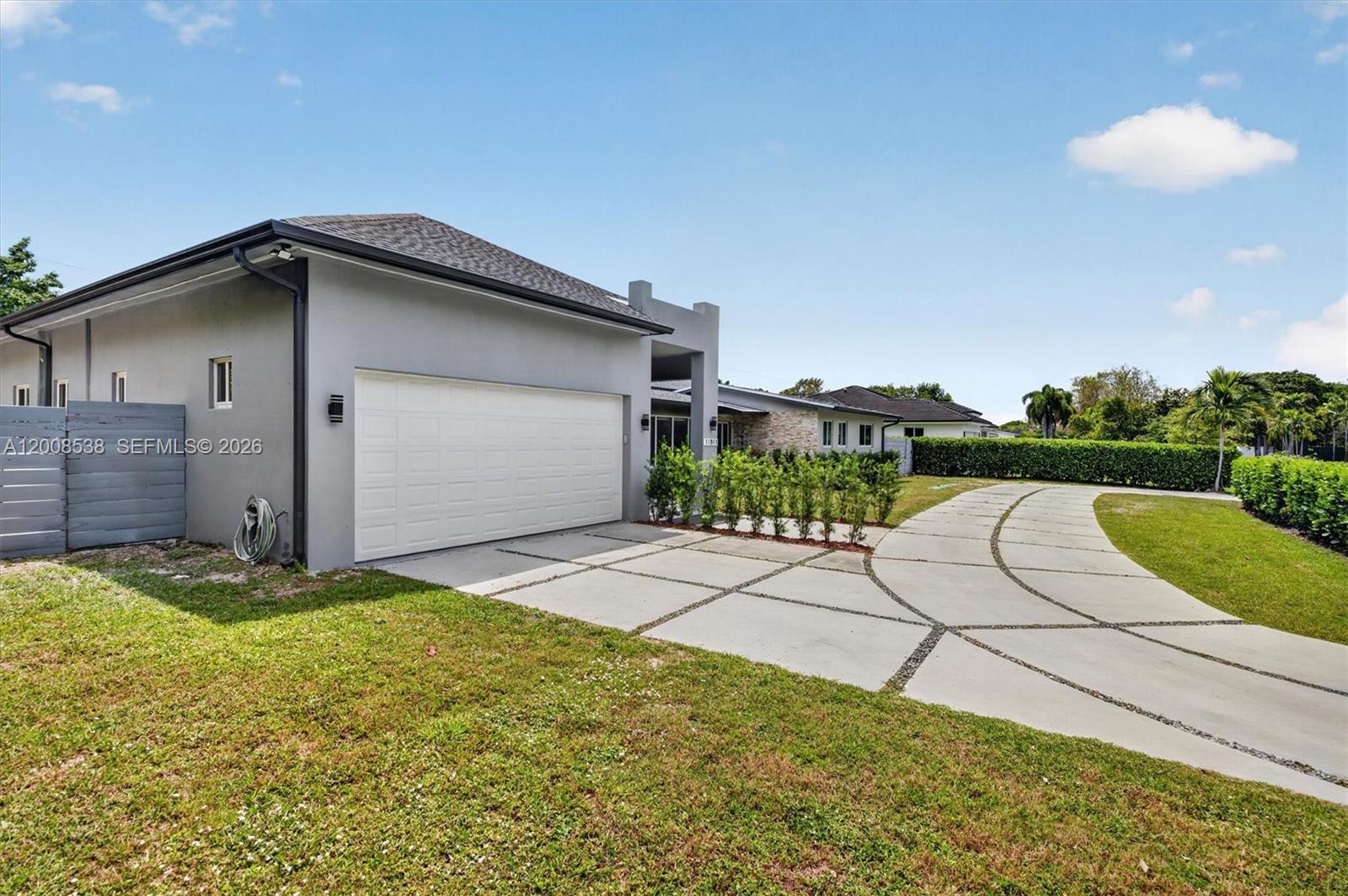 KENDALWOOD ESTATES - Residential