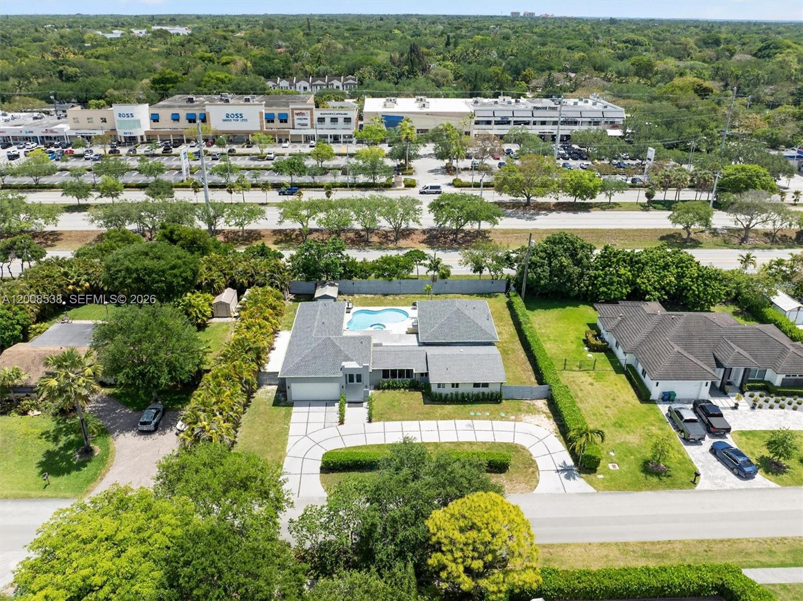 KENDALWOOD ESTATES - Residential