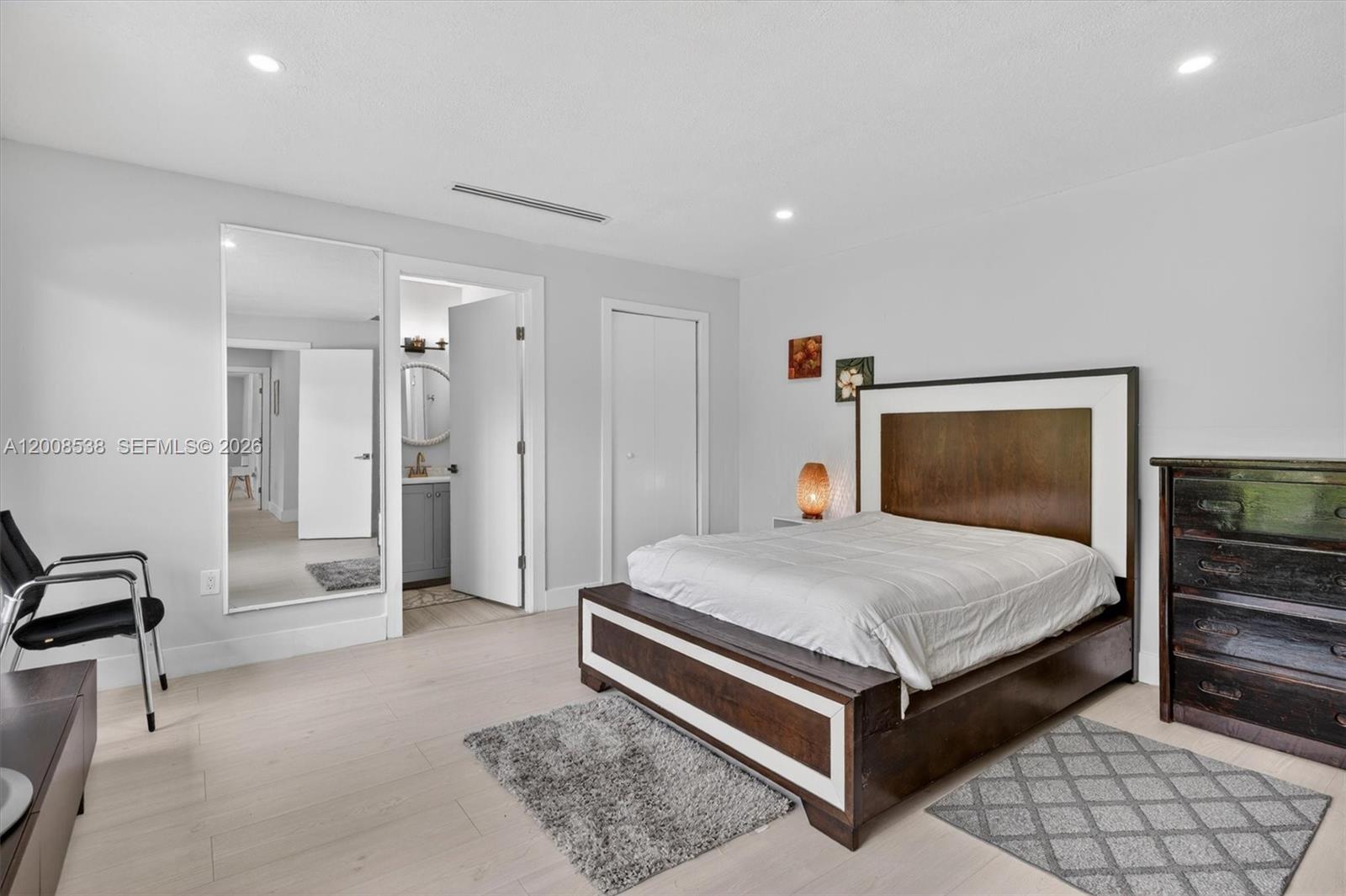 KENDALWOOD ESTATES - Residential
