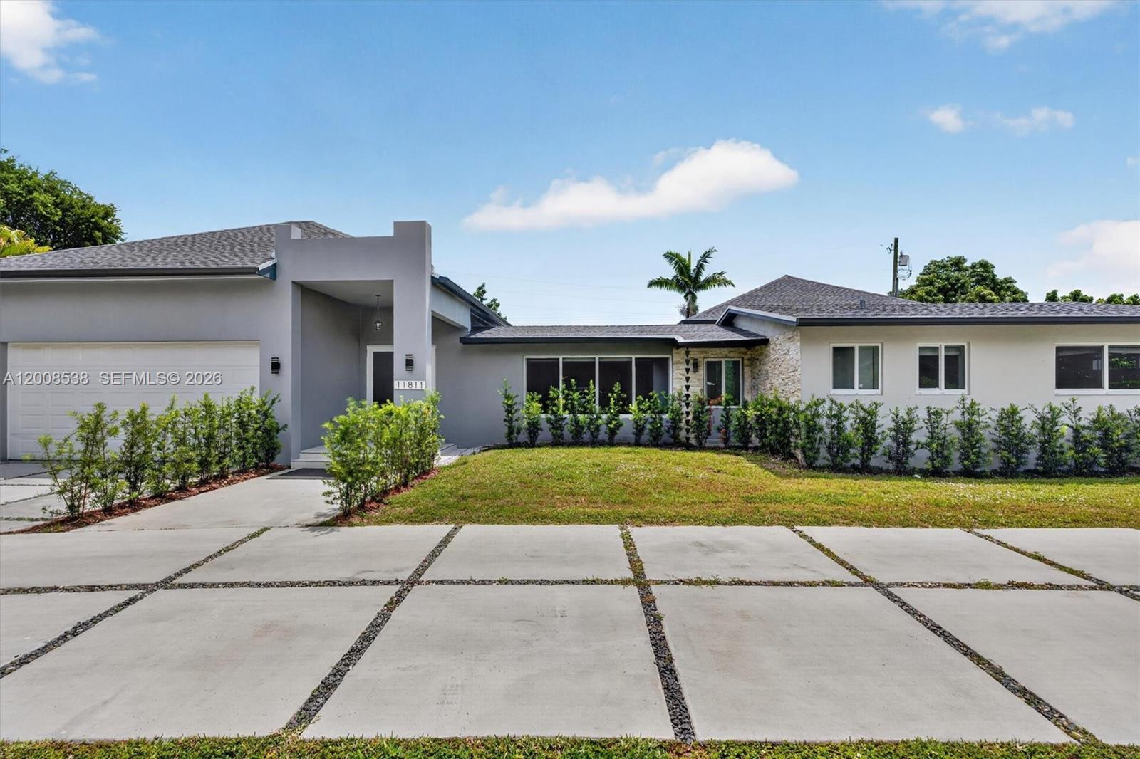 KENDALWOOD ESTATES - Residential