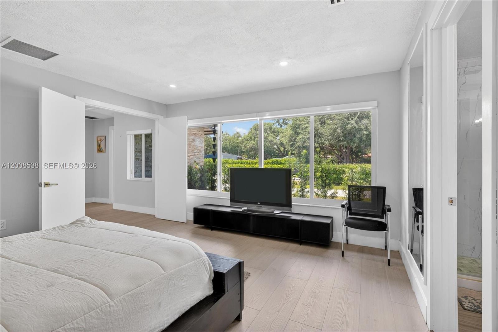 KENDALWOOD ESTATES - Residential