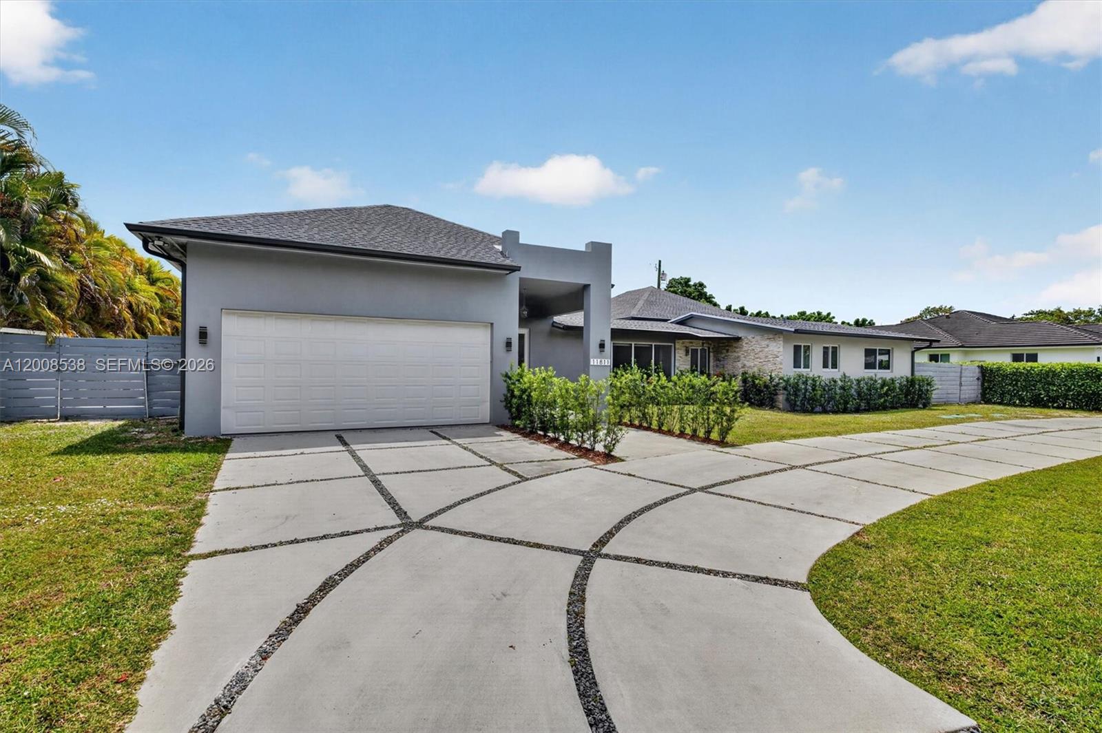 KENDALWOOD ESTATES - Residential