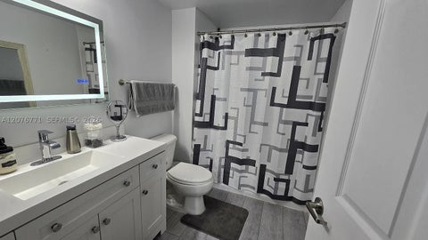 Tiny photo for 275 NE 18th St #PH-10, Miami, FL 33132 (MLS # A12076771)