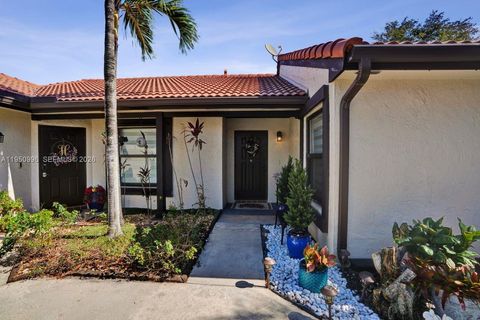 14970 SW 49th Ln 2G Miami FL 33185