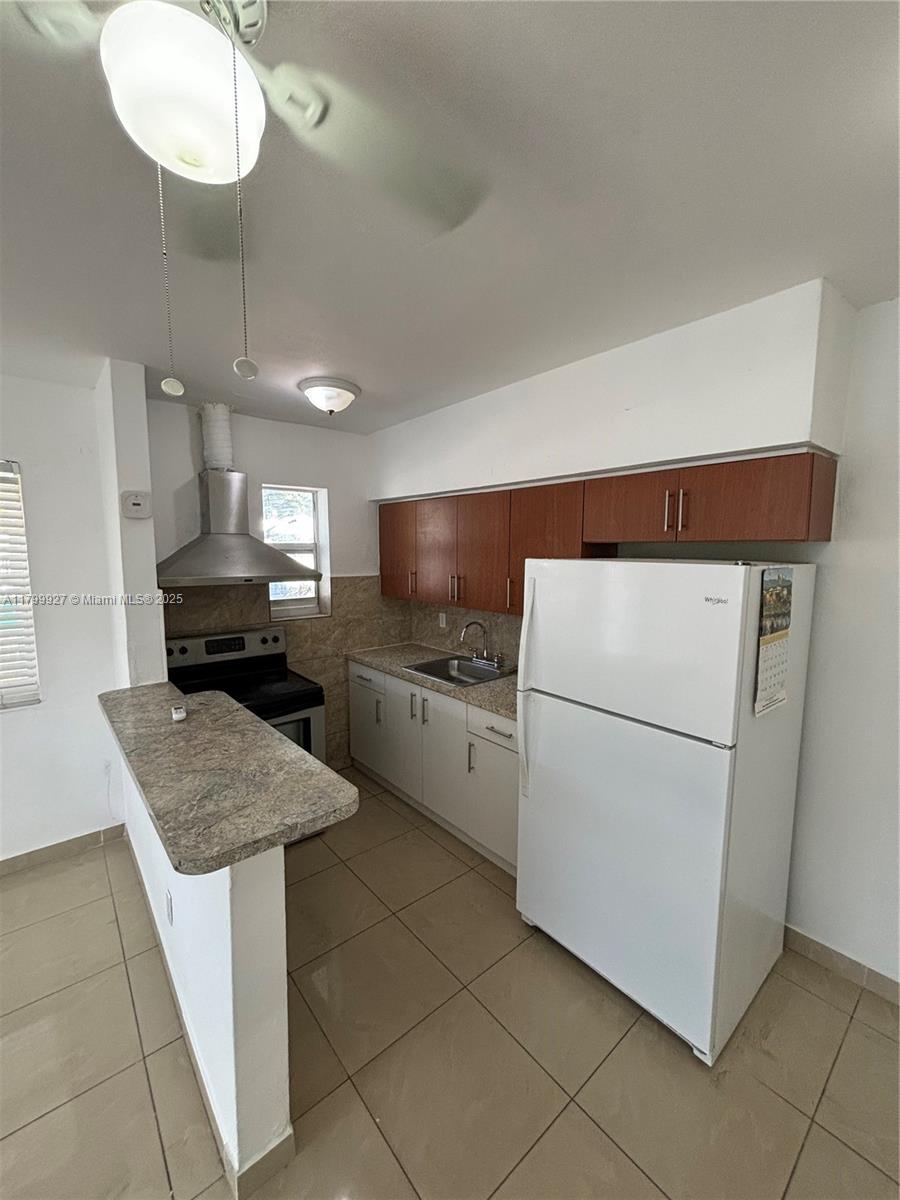 520 Nw 97th St 522, Miami, Broward County, Florida - 1 Bedrooms  
1 Bathrooms - 
