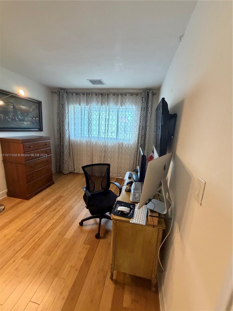 Lakeside point - Residential