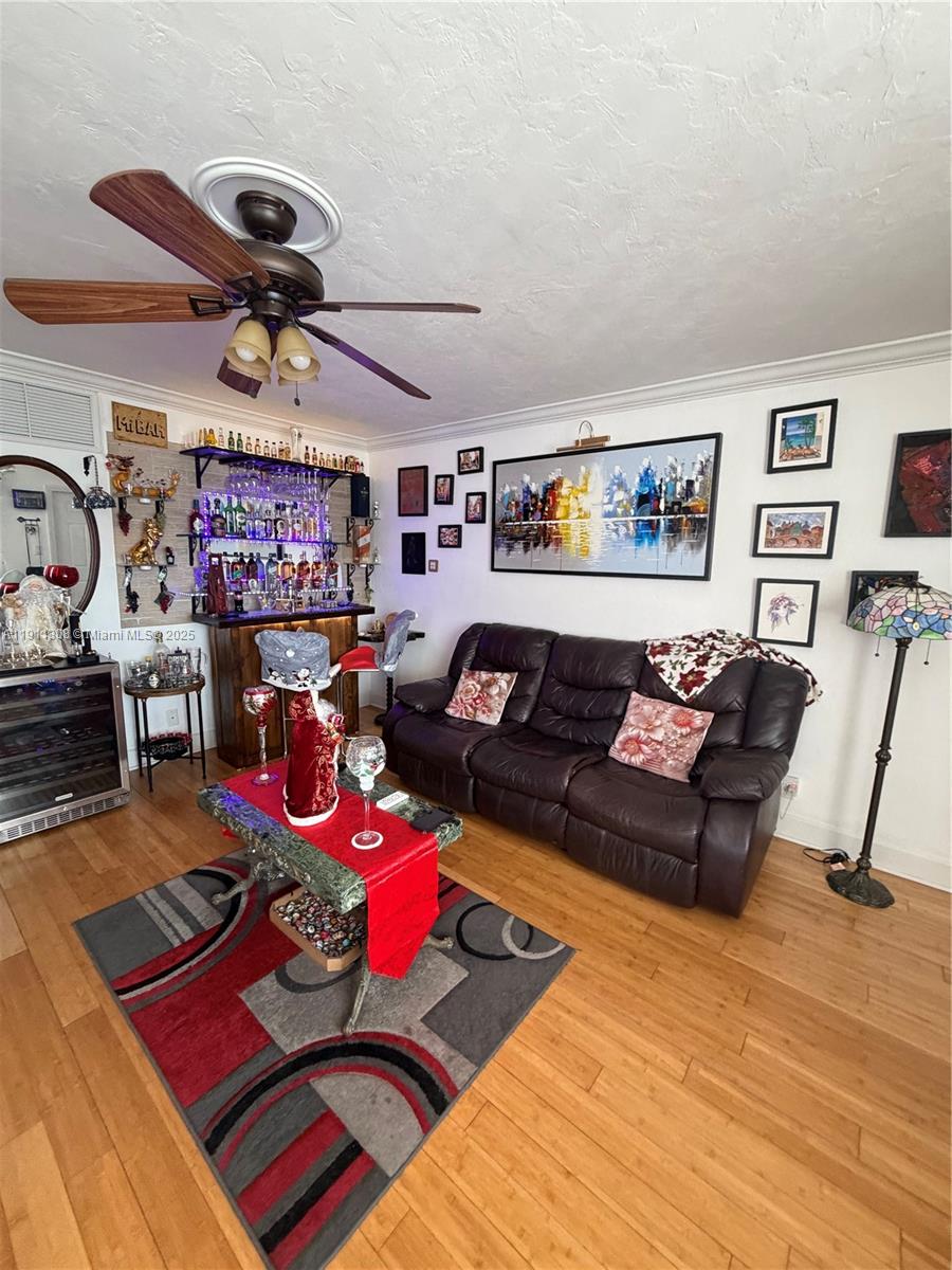 Lakeside point - Residential