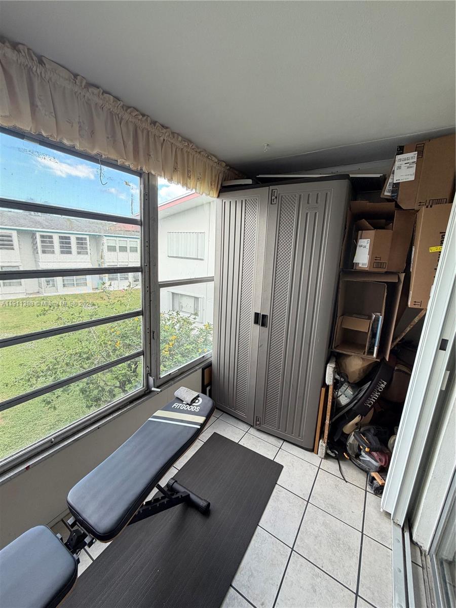 Lakeside point - Residential