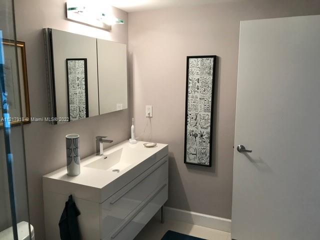 ONE MIAMI EAST CONDO - Residential Lease