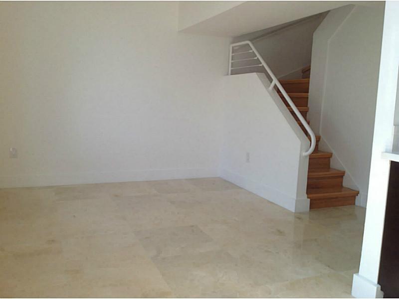 GROVE SQUARE CONDO - Residential Lease