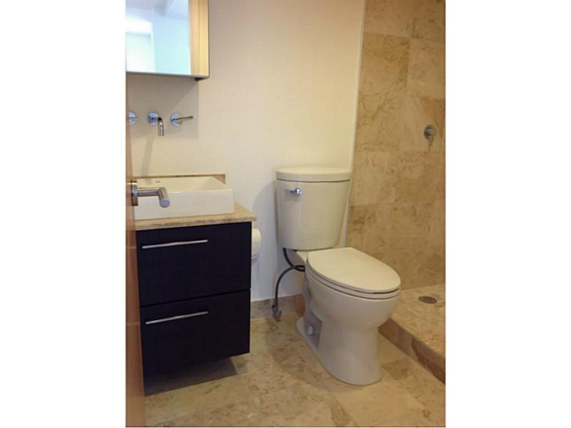 GROVE SQUARE CONDO - Residential Lease