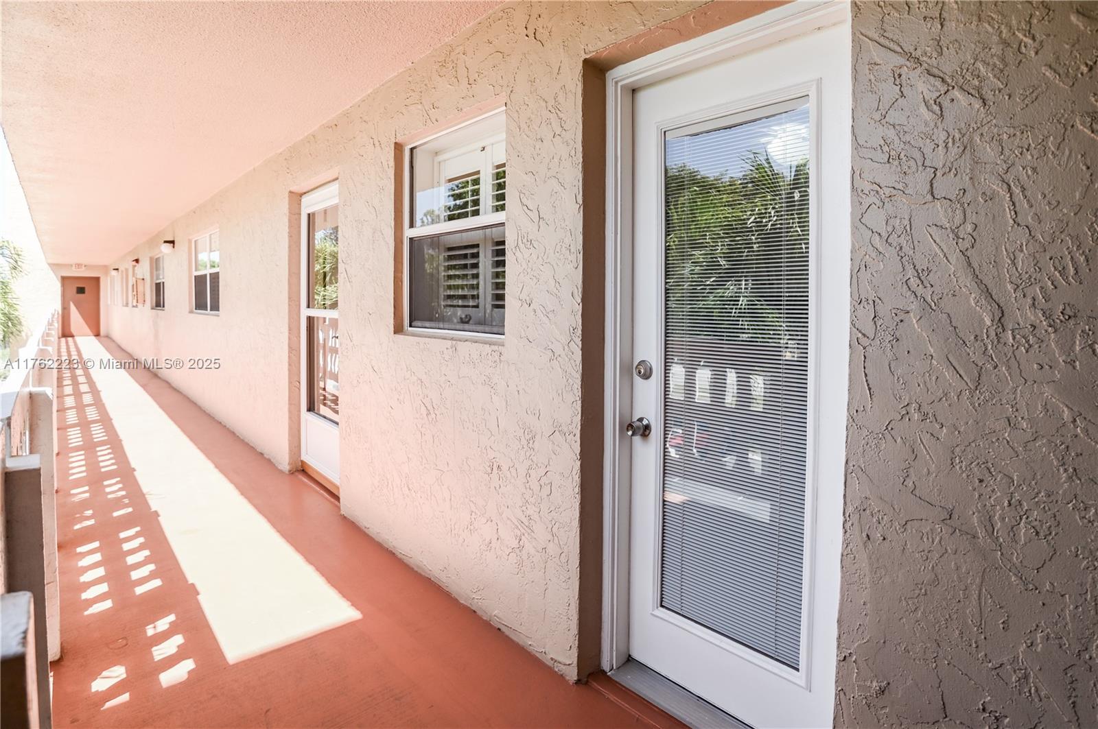 MEADOWBROOK LAKES CONDO - Residential