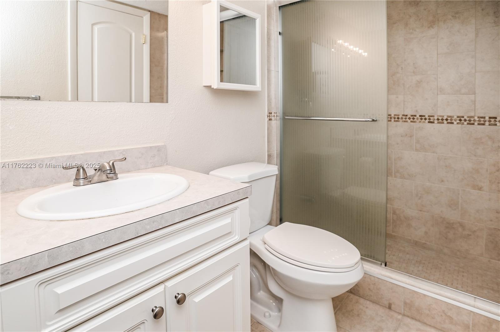 MEADOWBROOK LAKES CONDO - Residential