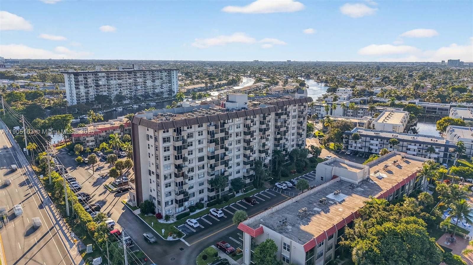 ISLAND CLUB TWO CONDO - Residential