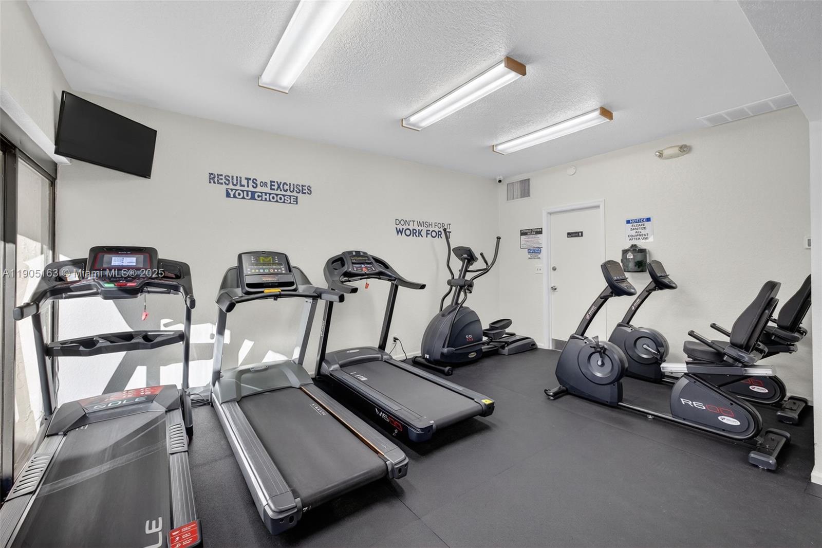 ISLAND CLUB TWO CONDO - Residential