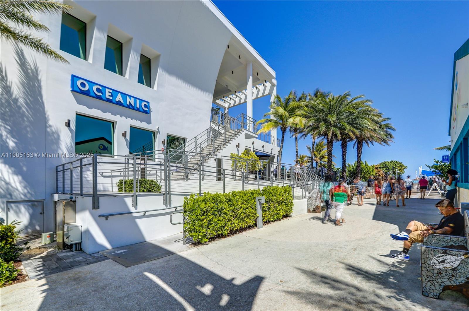 ISLAND CLUB TWO CONDO - Residential