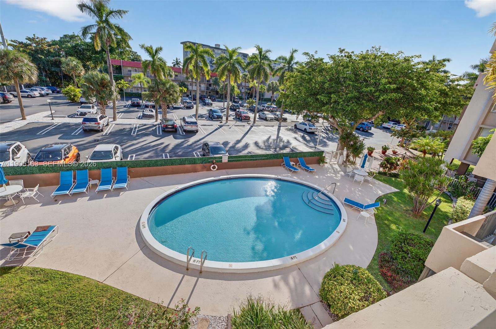 ISLAND CLUB TWO CONDO - Residential