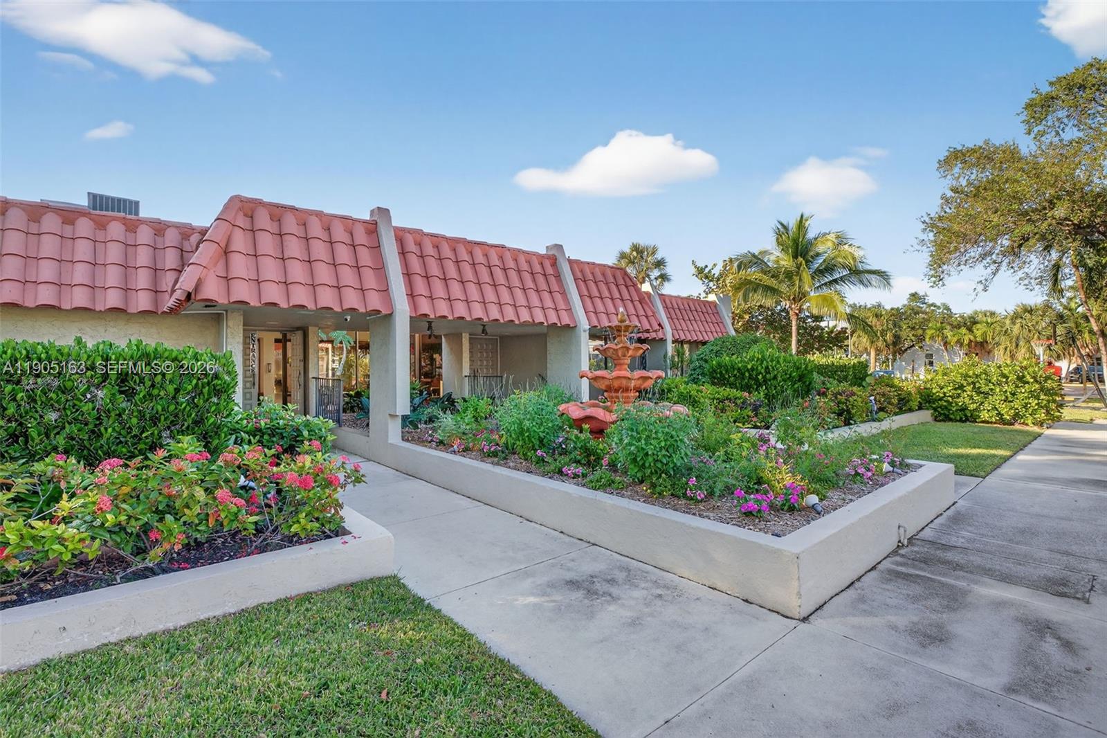 ISLAND CLUB TWO CONDO - Residential