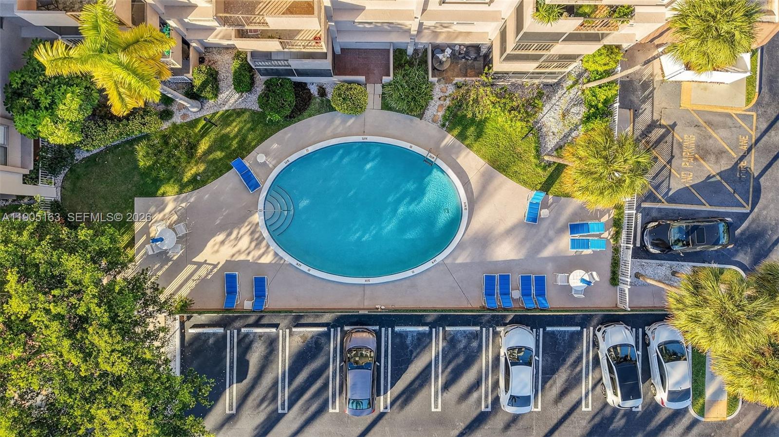 ISLAND CLUB TWO CONDO - Residential