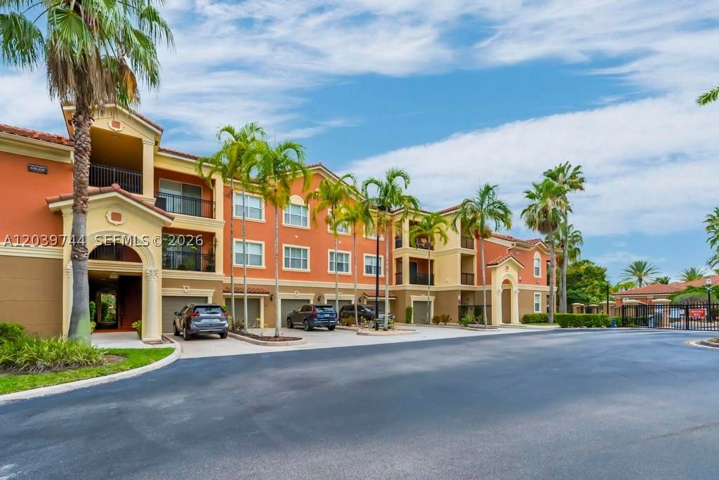 Photo of 4600 SW 160th Ave #625, Miramar, FL 33027 (MLS # A12039744)