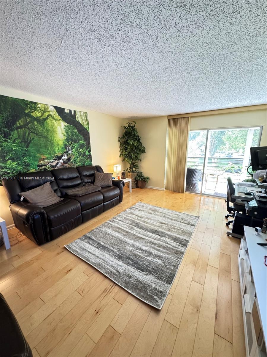 PINES OF BOCA BARWOOD II - Residential
