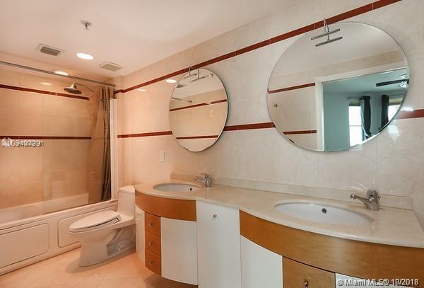 THE COSMOPOLITAN RESIDENC - Residential Lease