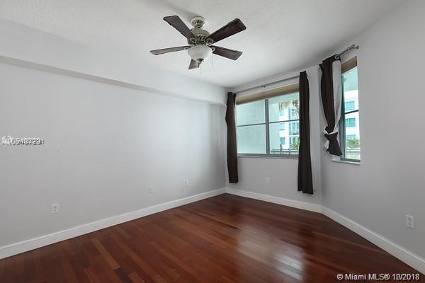 THE COSMOPOLITAN RESIDENC - Residential Lease