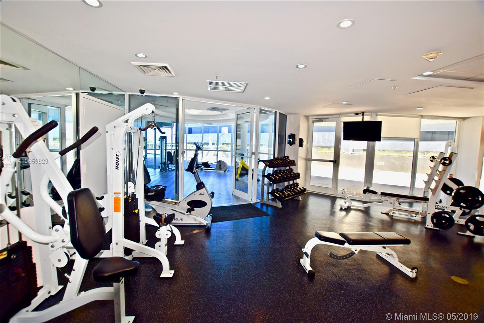 LA GORCE PALACE CONDO - Residential Lease