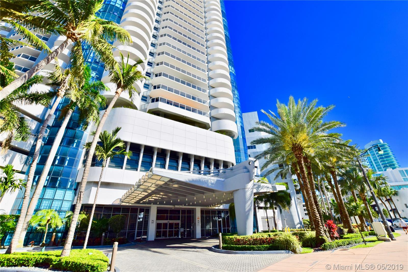 LA GORCE PALACE CONDO - Residential Lease