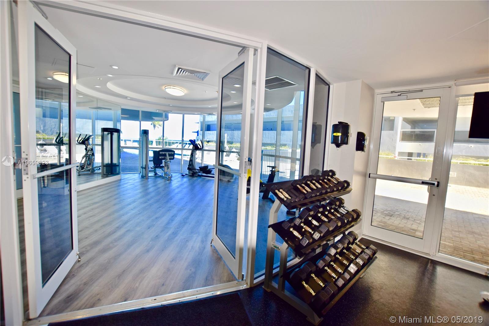 LA GORCE PALACE CONDO - Residential Lease