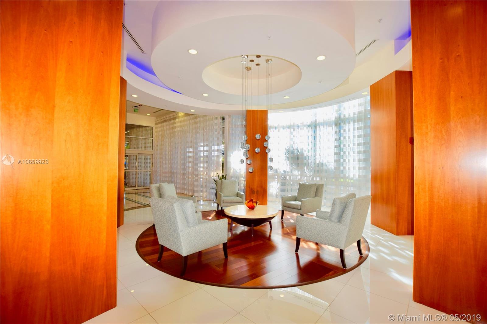 LA GORCE PALACE CONDO - Residential Lease