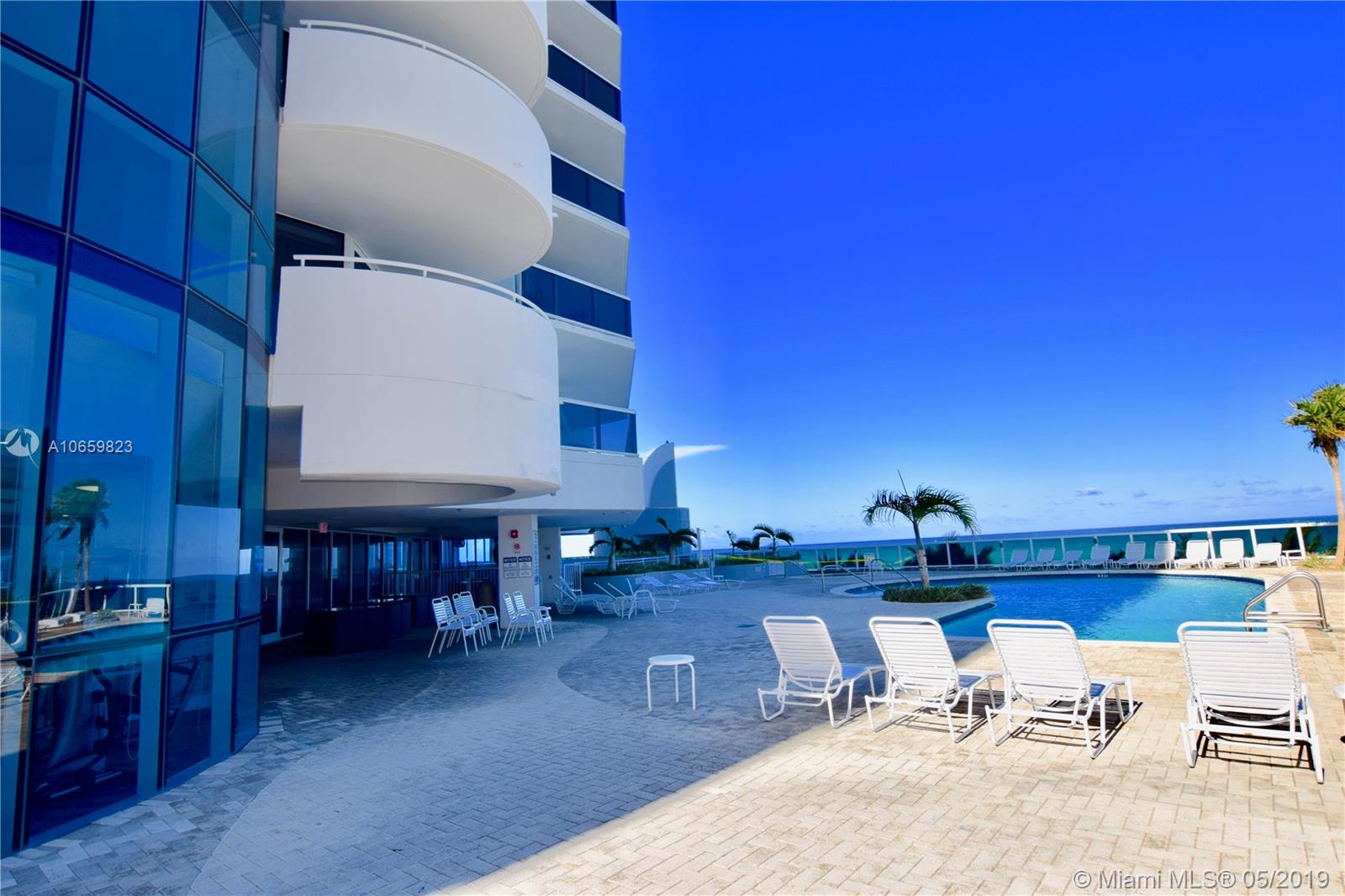 LA GORCE PALACE CONDO - Residential Lease