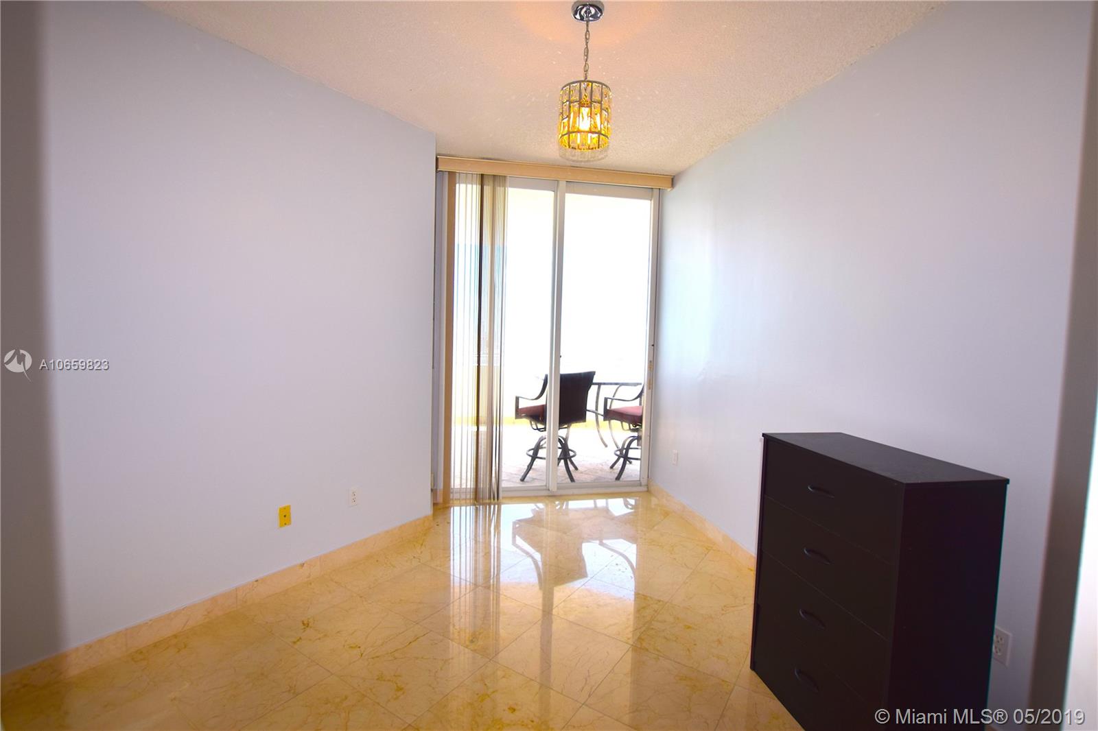 LA GORCE PALACE CONDO - Residential Lease