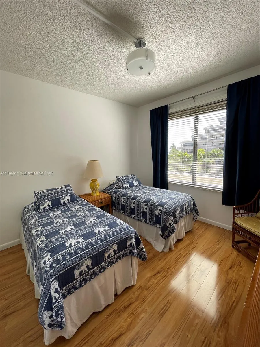 Key Biscayne, Florida 33149, United States, 2 Bedrooms Bedrooms, ,2 BathroomsBathrooms,Residential,Active,105491