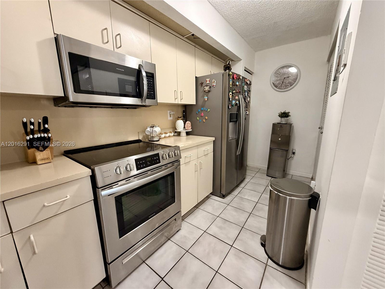 LE CLUB AT OLD CUTLER CON - Residential