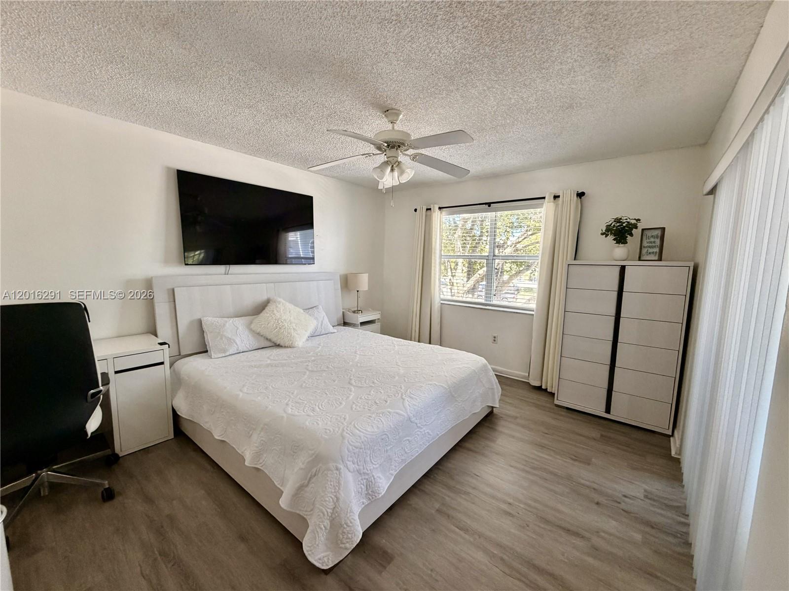 LE CLUB AT OLD CUTLER CON - Residential
