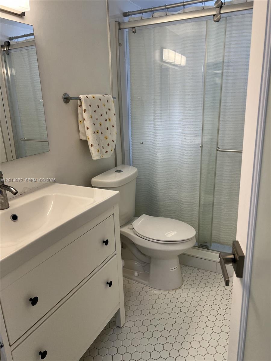 EDEN ISLES CONDO NO 6 - Residential