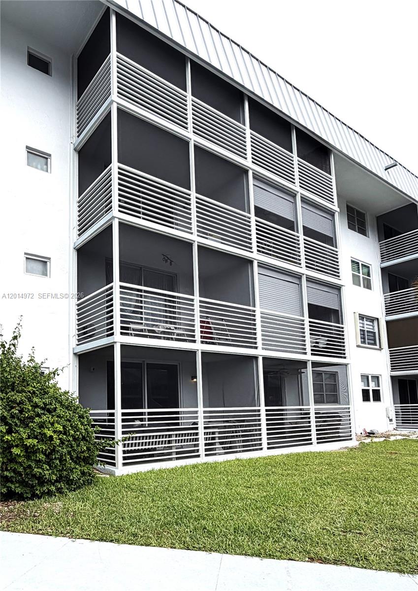 EDEN ISLES CONDO NO 6 - Residential