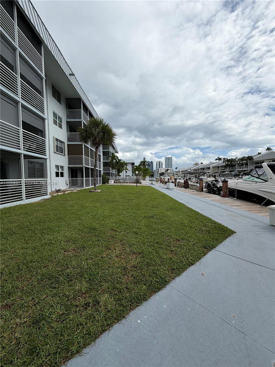 EDEN ISLES CONDO NO 6 - Residential