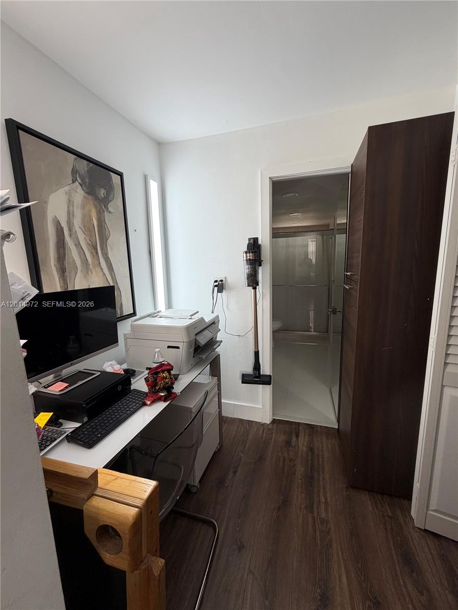 EDEN ISLES CONDO NO 6 - Residential
