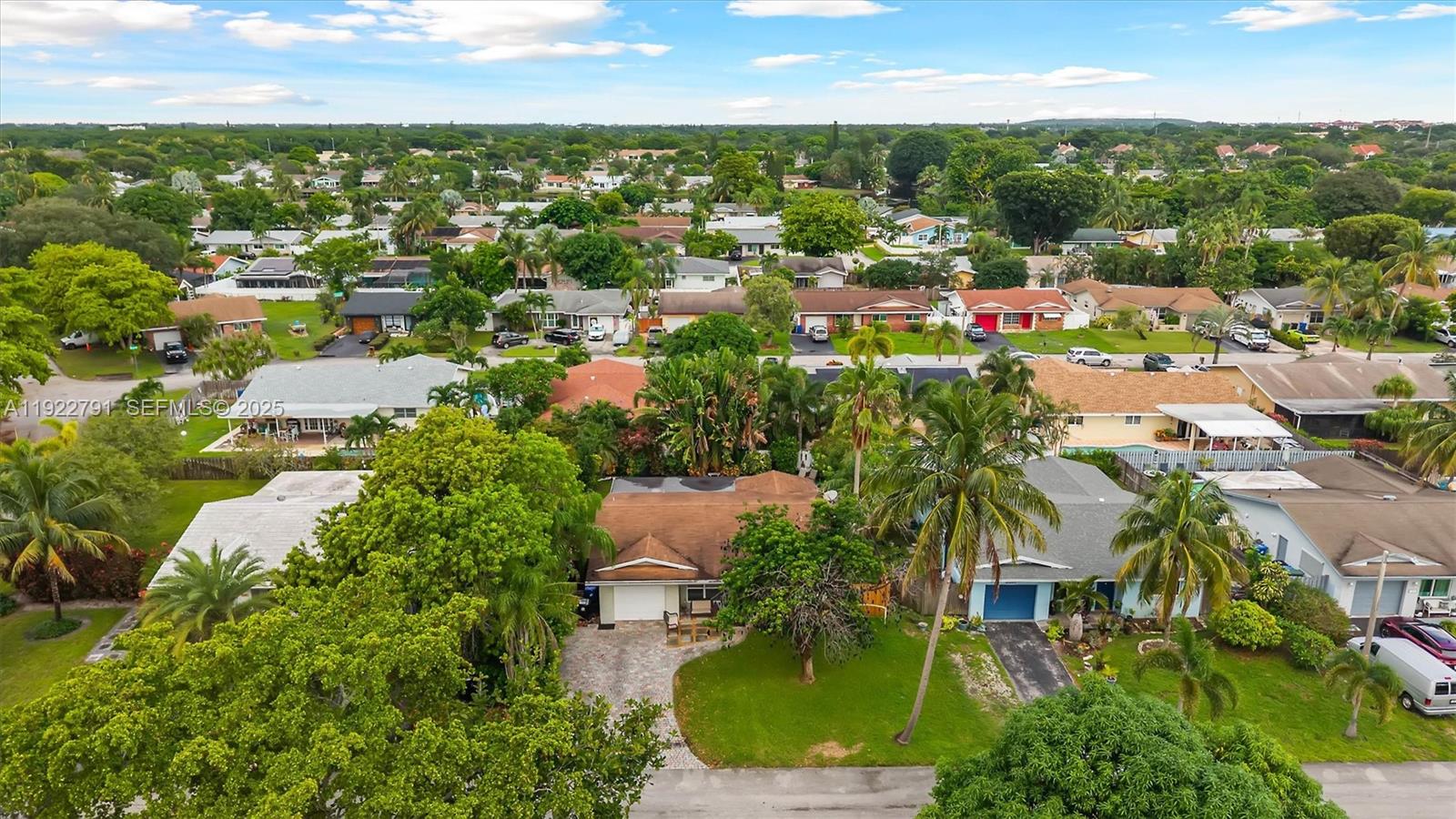 PALM-AIRE VILLAGE 2ND SEC - Residential