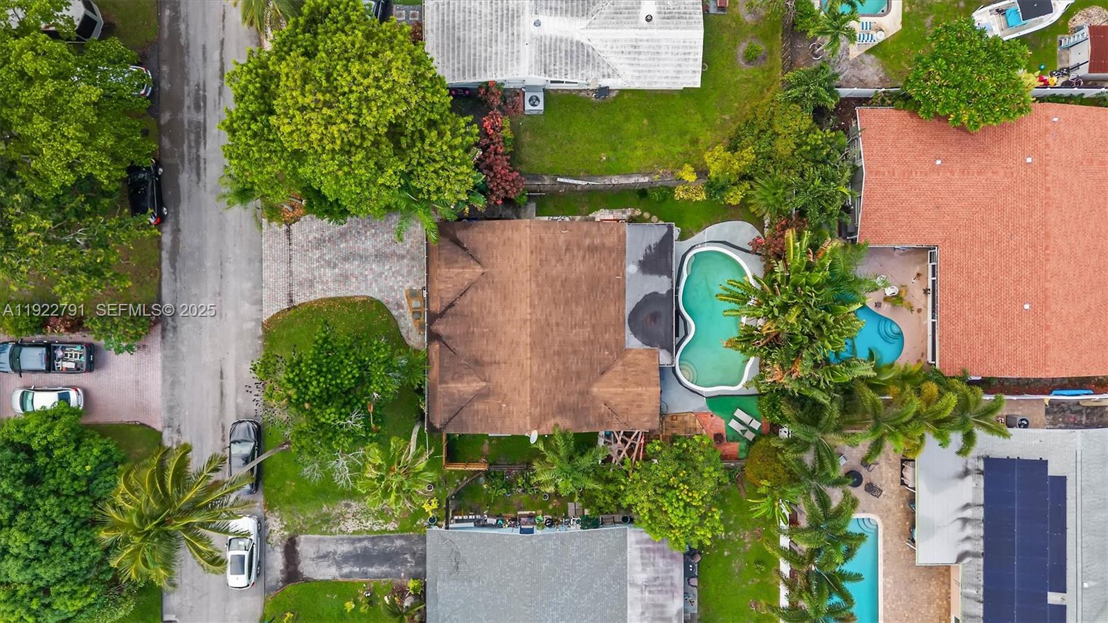 PALM-AIRE VILLAGE 2ND SEC - Residential