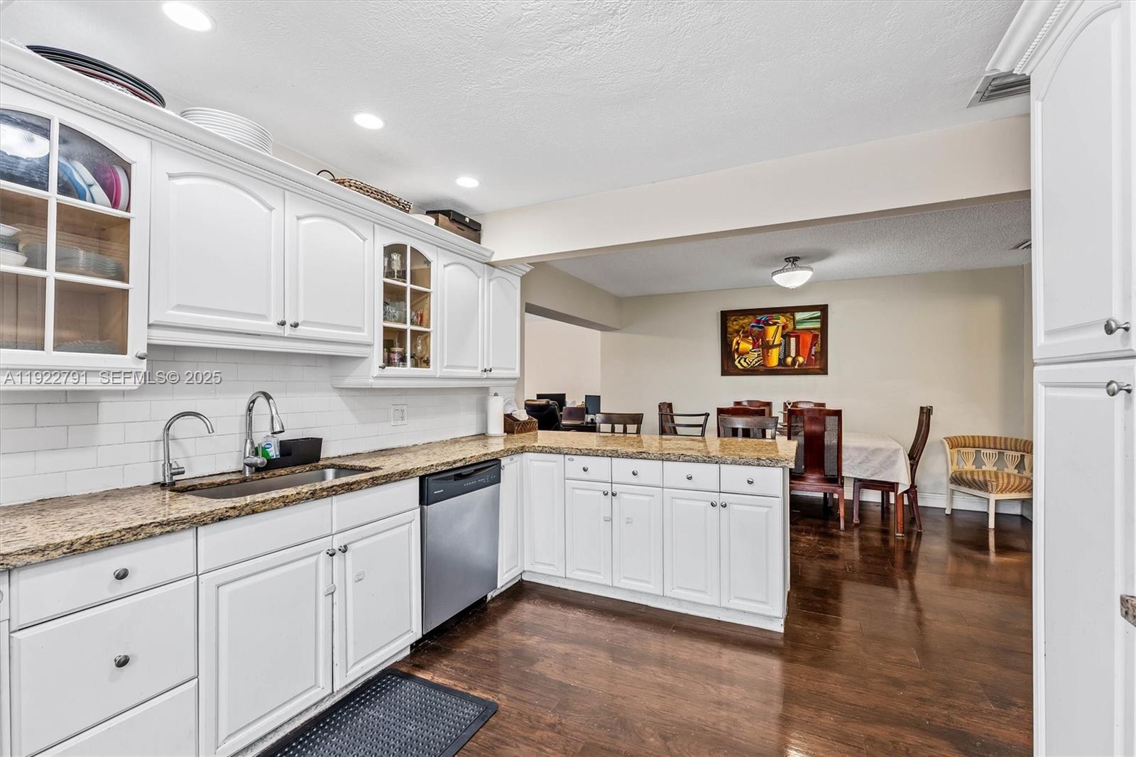 PALM-AIRE VILLAGE 2ND SEC - Residential