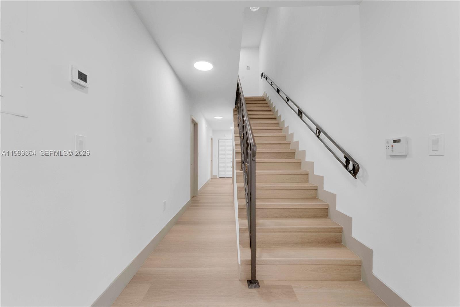 HOLLEMAN PARK - Residential Lease