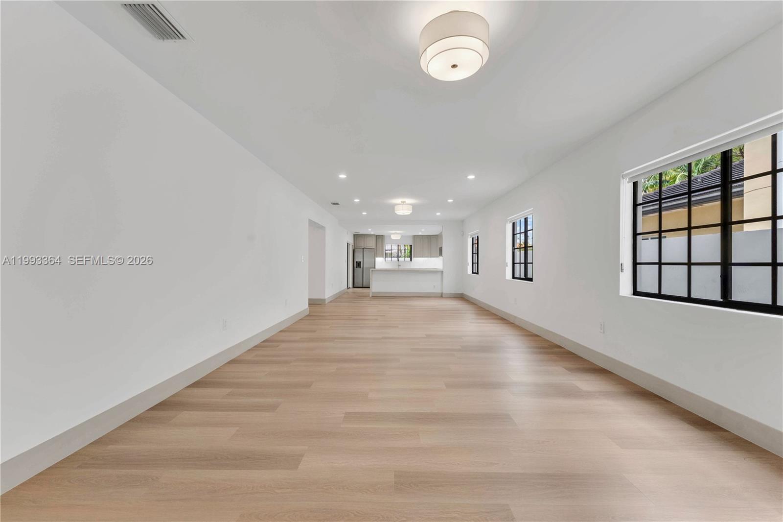 HOLLEMAN PARK - Residential Lease