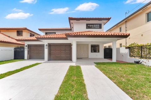 Photo of 456 SW 20th Rd #458, Miami, FL 33129 (MLS # A11993364)