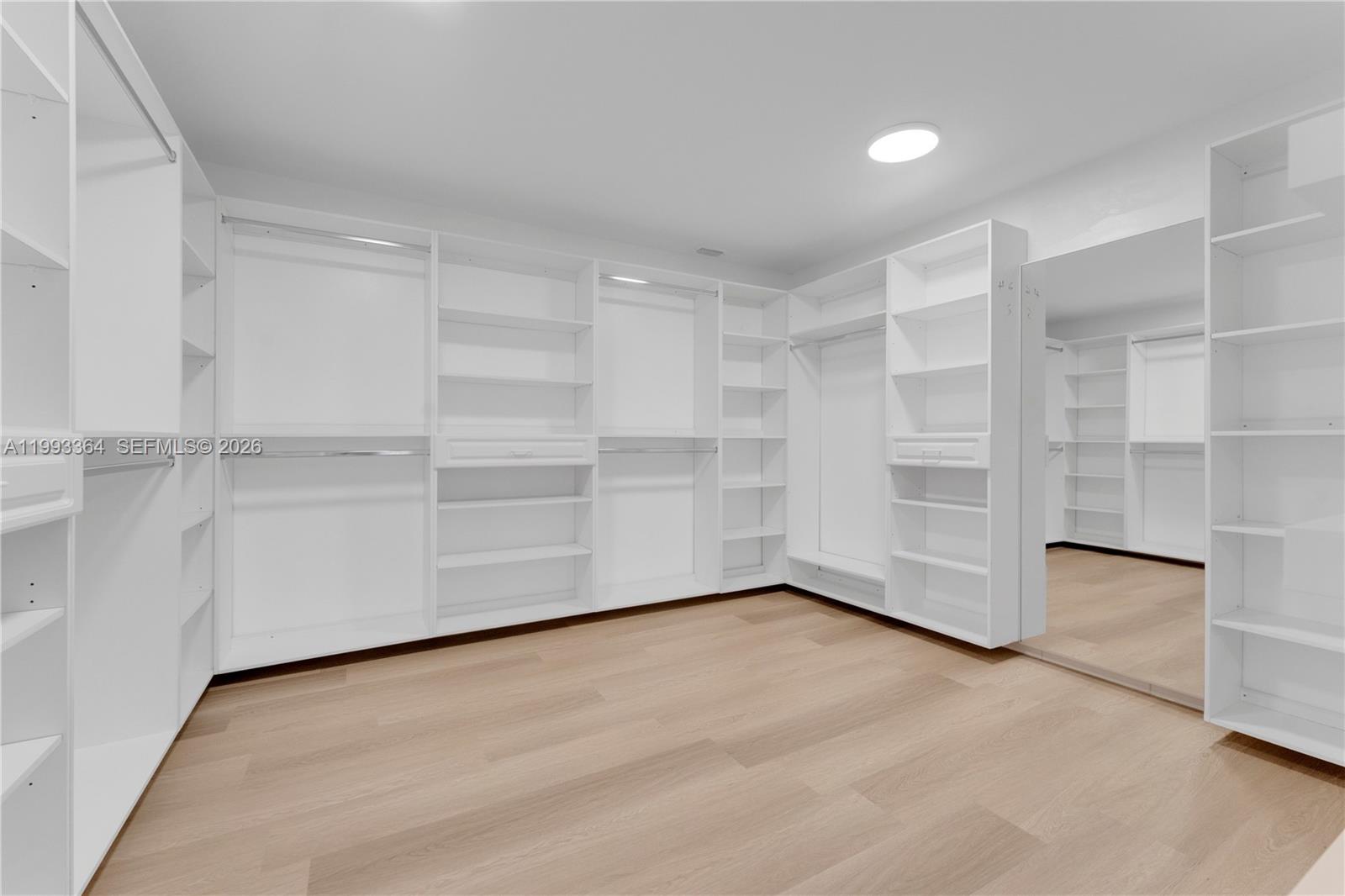 HOLLEMAN PARK - Residential Lease