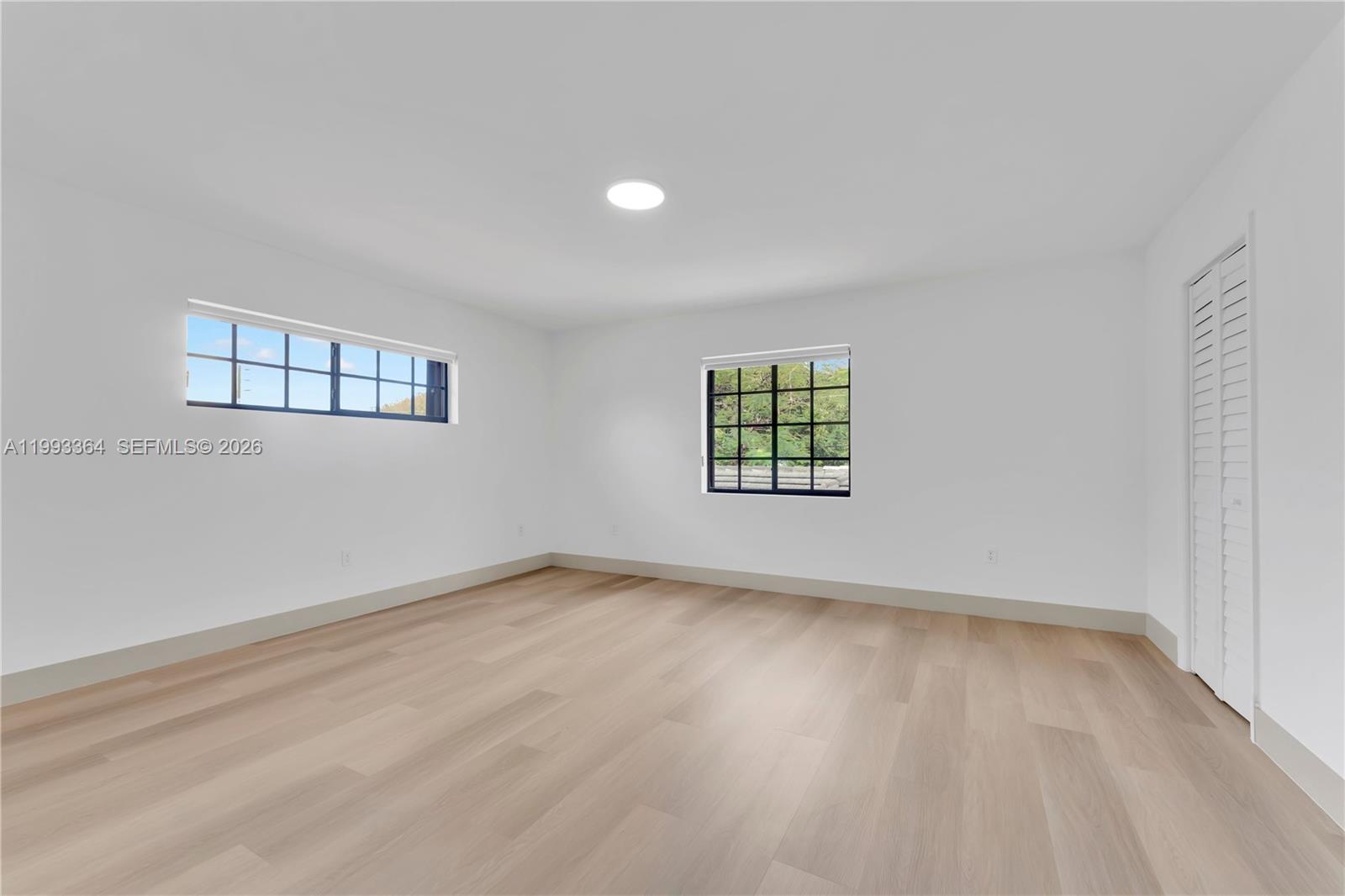 HOLLEMAN PARK - Residential Lease