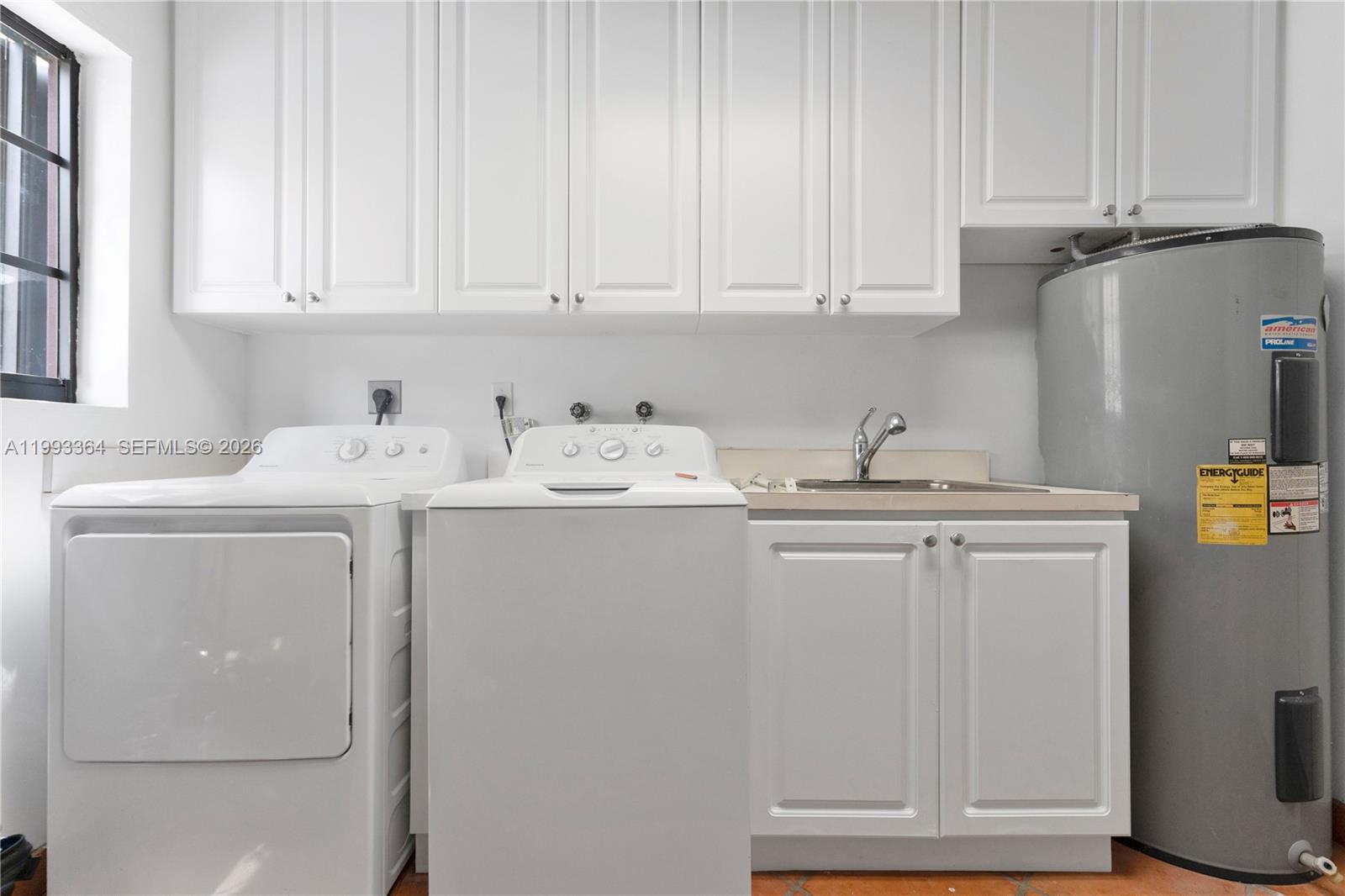 HOLLEMAN PARK - Residential Lease