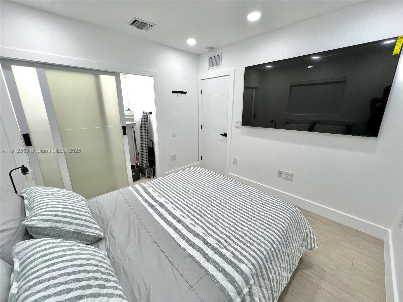 MYRA DELLS SUB - Residential